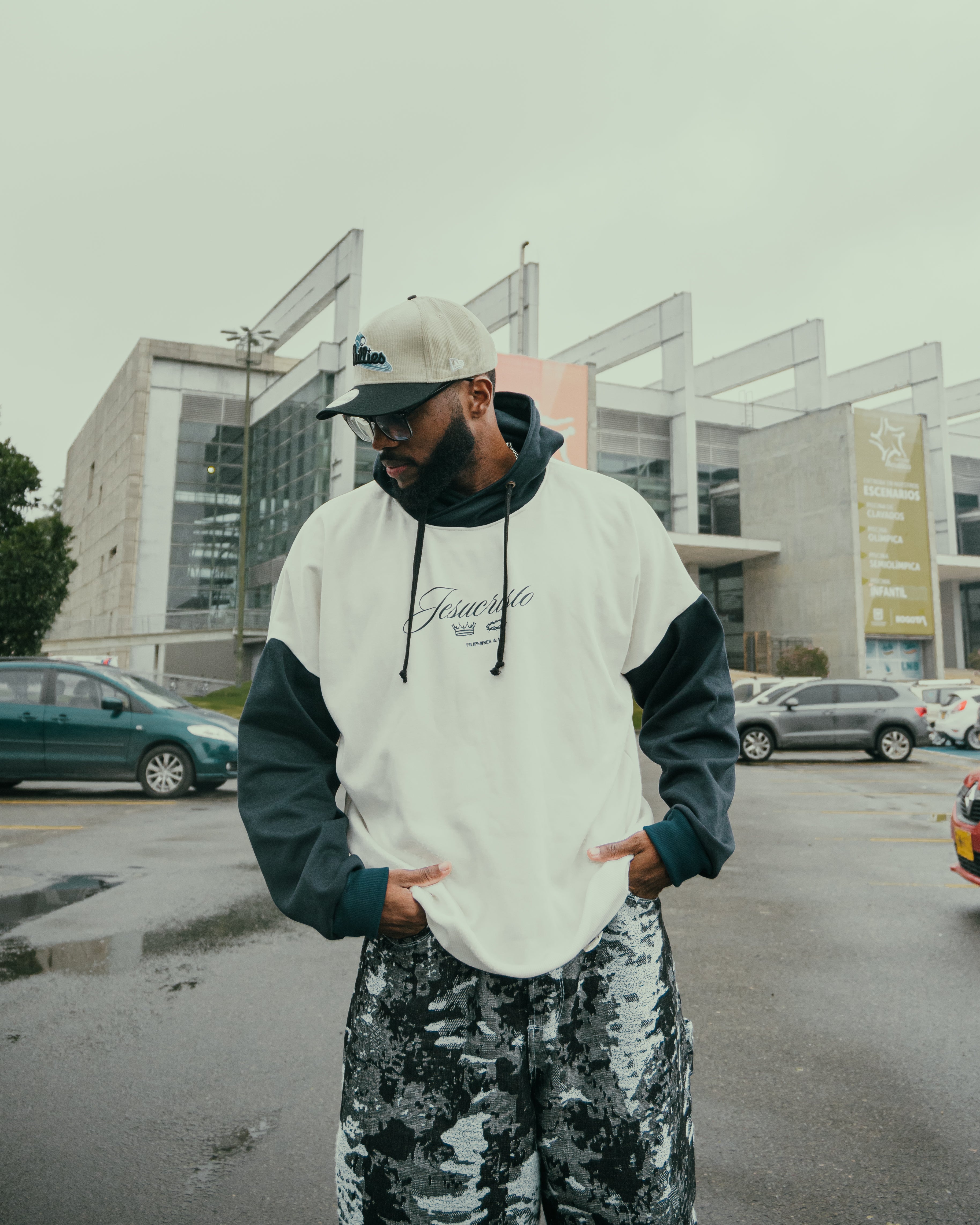 Buzo Oversize Jesucristo