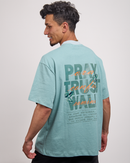 Camiseta Oversize Pray Trust Walk