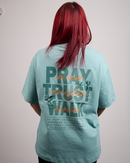 Camiseta Oversize Pray Trust Walk