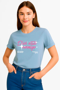 Camiseta Dios Está Conmigo