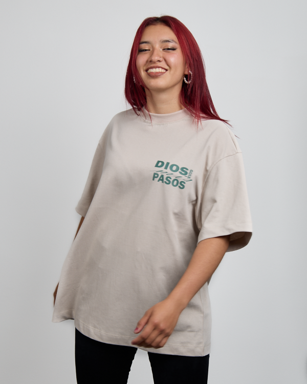 Camiseta Oversize Dios Guia Mis Pasos