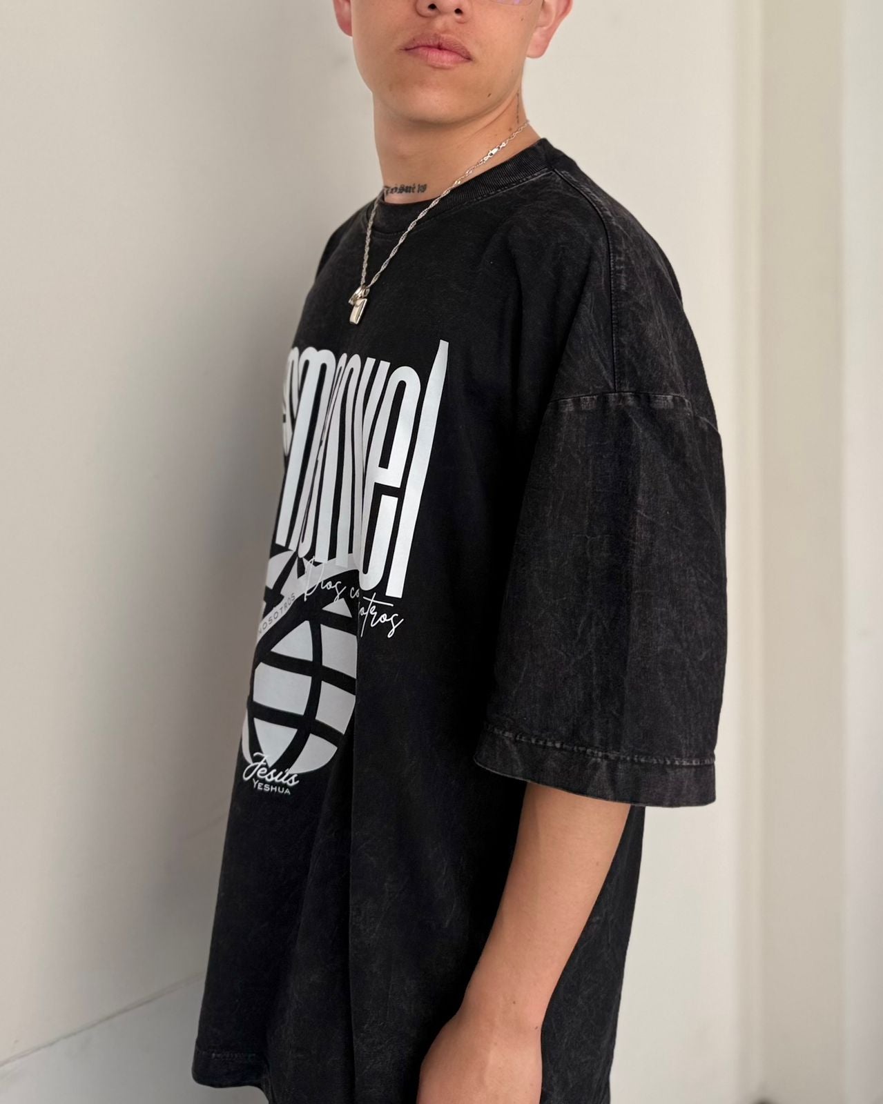 Camiseta Oversize Emmanuel