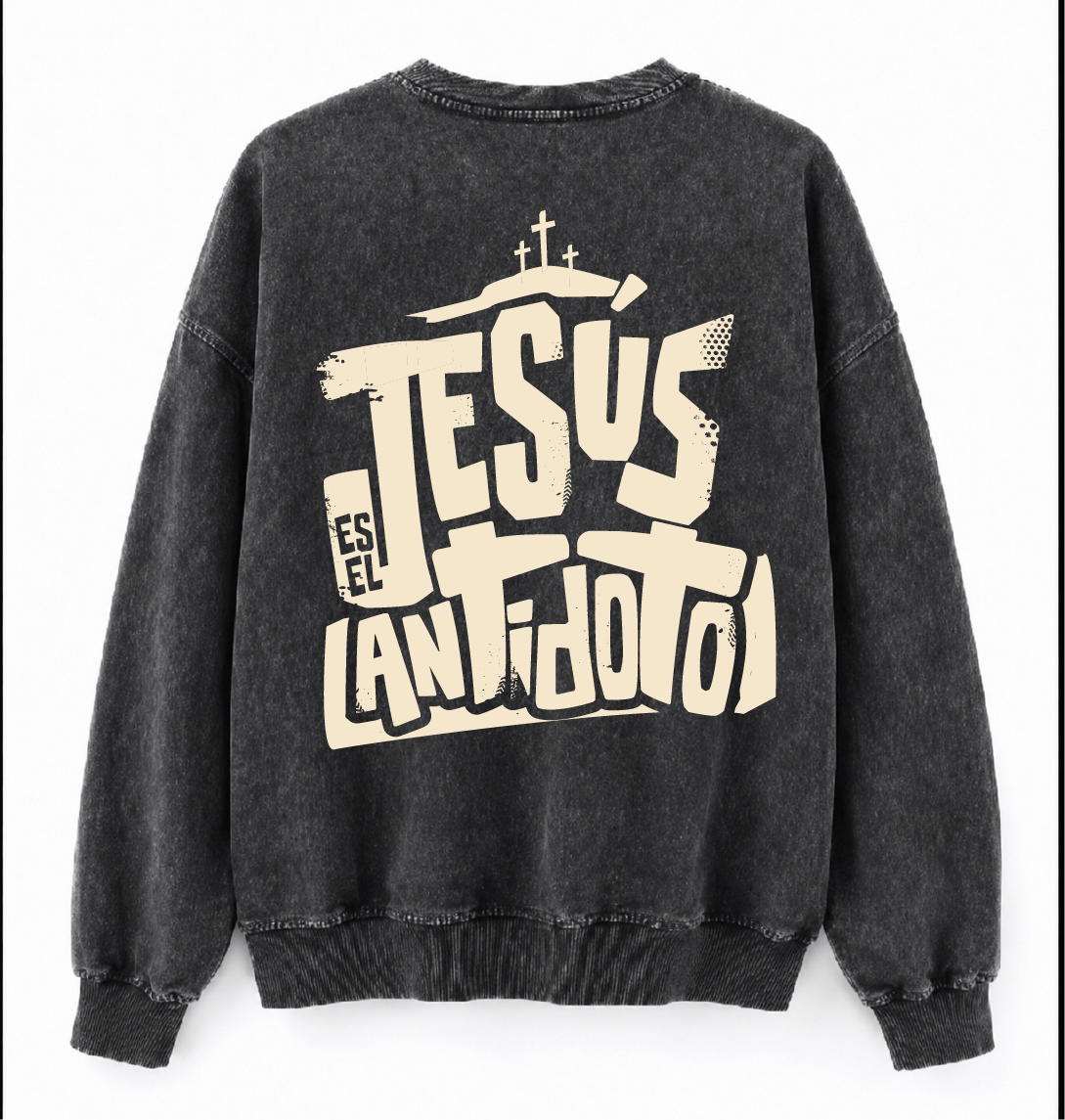 Buzo Oversize Jesús Es El Antidoto